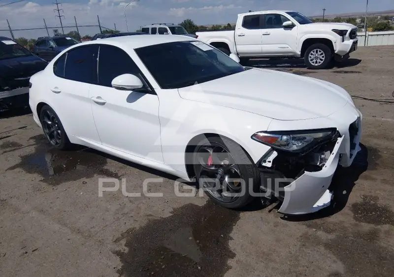 2018 Alfa Romeo Giulia фото