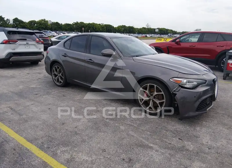 2018 Alfa Romeo Giulia фото