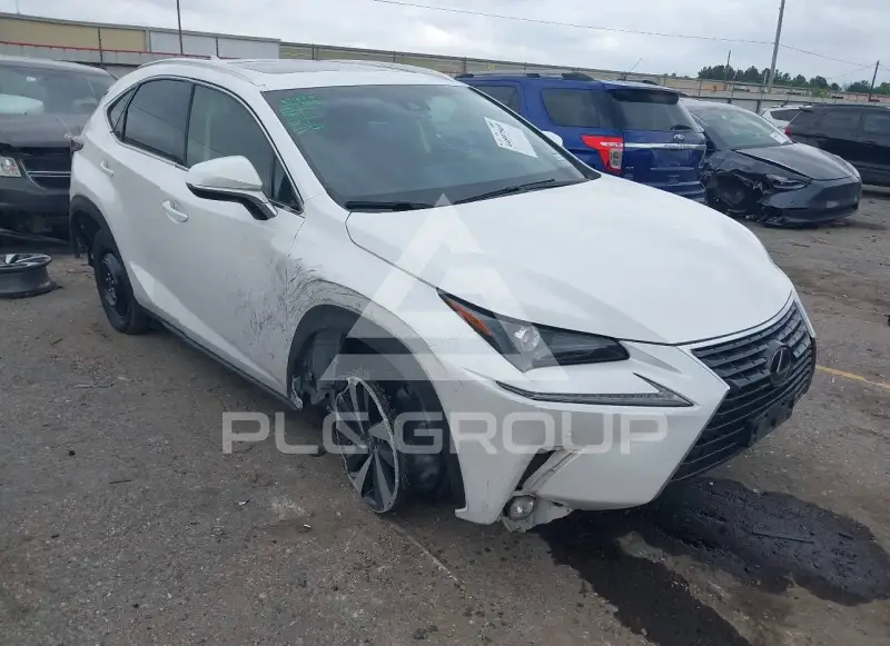 2018 Lexus NX300 photo
