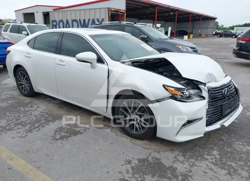 2018 Lexus ES350 photo