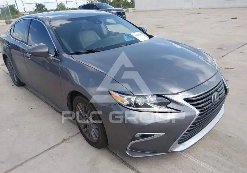 2018 Lexus ES350 photo