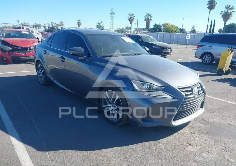 2018 Lexus IS300 photo