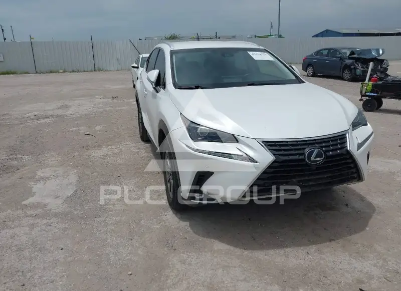 2018 Lexus NX300 photo