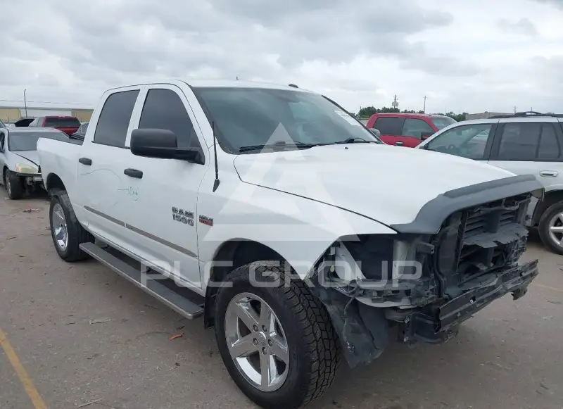 2018 RAM 1500 photo