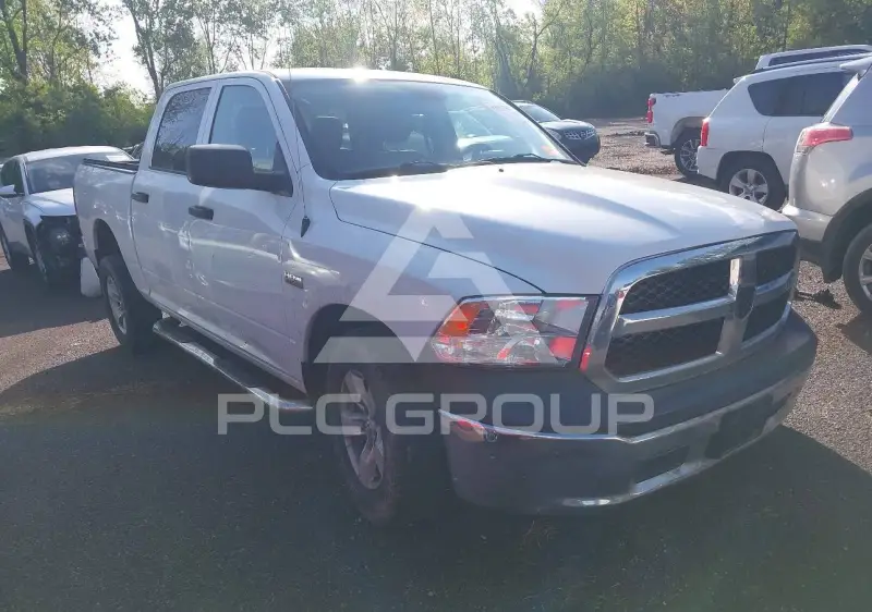 2018 RAM 1500 photo