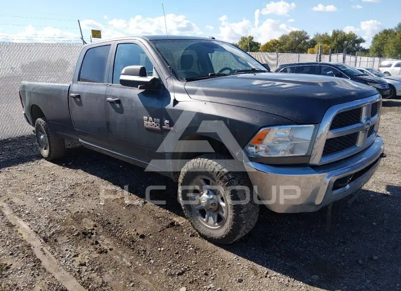 2018 RAM 3500 photo