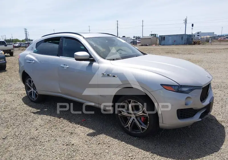2018 Maserati LEVANTE фото