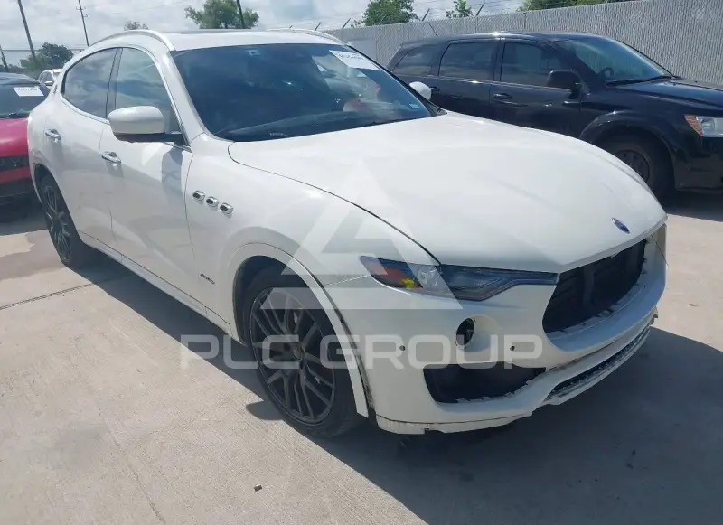 2018 Maserati LEVANTE фото