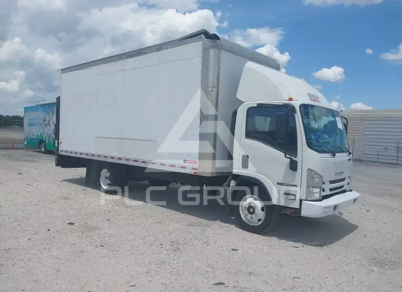 2018 Isuzu NPR photo