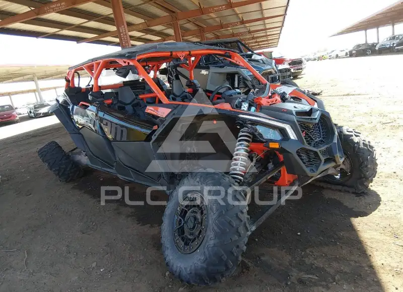 2018 Can-AM MAVERICK фото