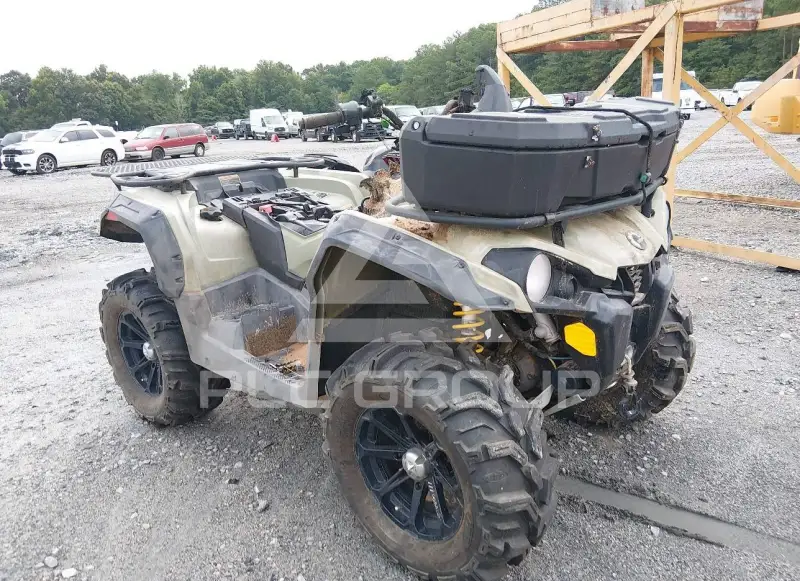 2018 Can-AM DEFENDER фото
