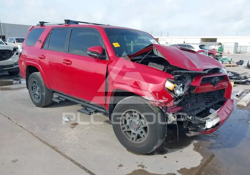 2018 Toyota 4 RUNNER фото