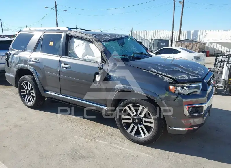 2018 Toyota 4 RUNNER photo