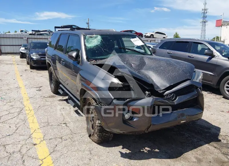 2018 Toyota 4 RUNNER фото