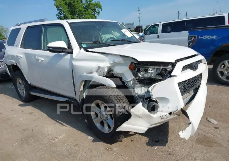 2018 Toyota 4 RUNNER photo