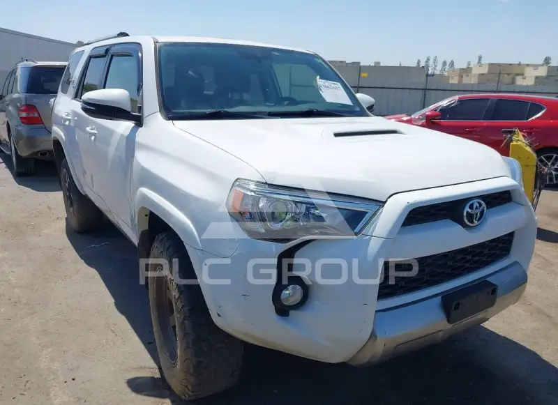 2018 Toyota 4 RUNNER фото