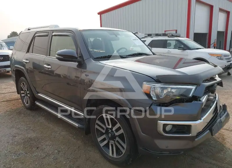 2018 Toyota 4 RUNNER photo