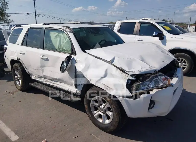 2018 Toyota 4 RUNNER photo
