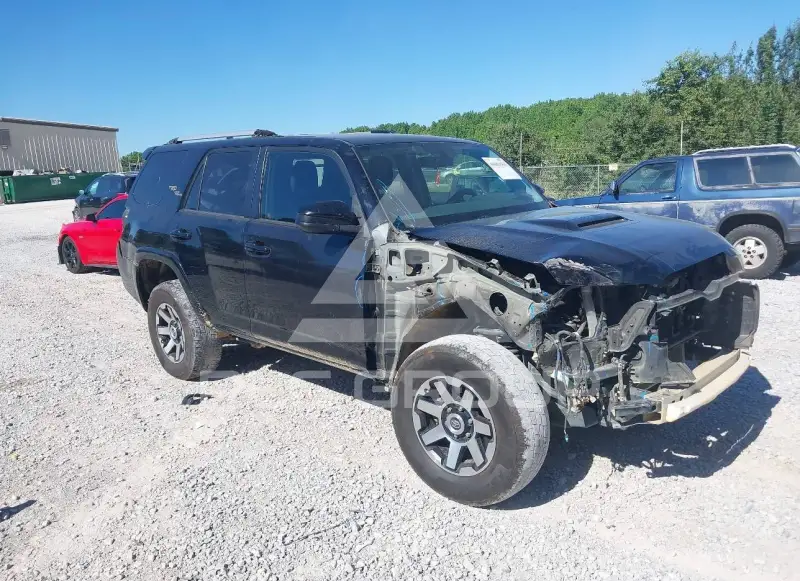 2018 Toyota 4 RUNNER photo