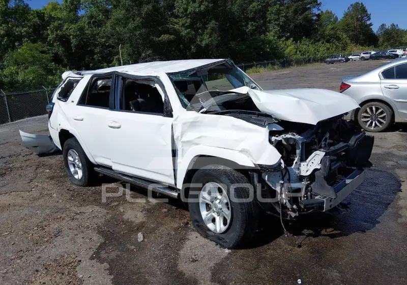 2018 Toyota 4 RUNNER photo