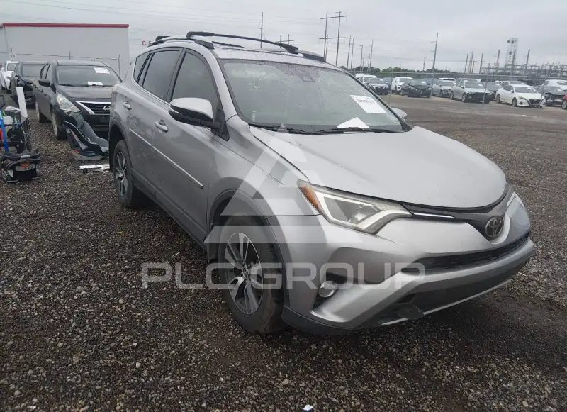 2018 Toyota RAV4 фото