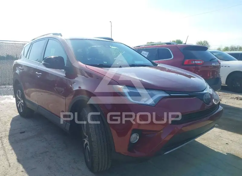 2018 Toyota RAV4 фото