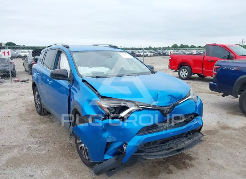 2018 Toyota RAV4 фото