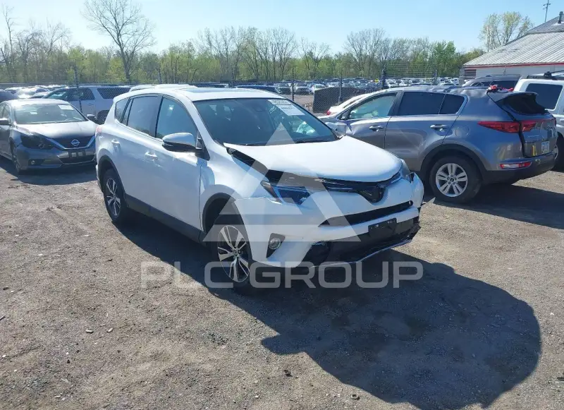 2018 Toyota RAV4 photo