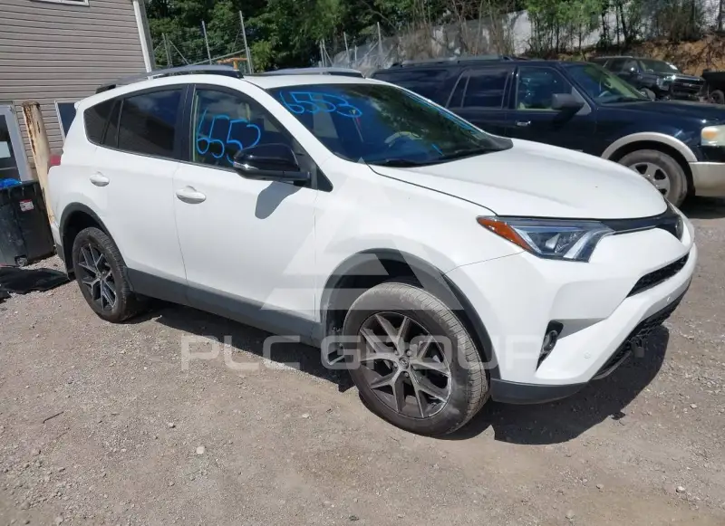 2018 Toyota RAV4 фото
