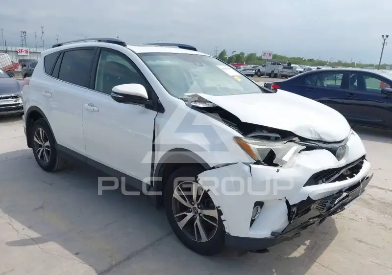 2018 Toyota RAV4 photo