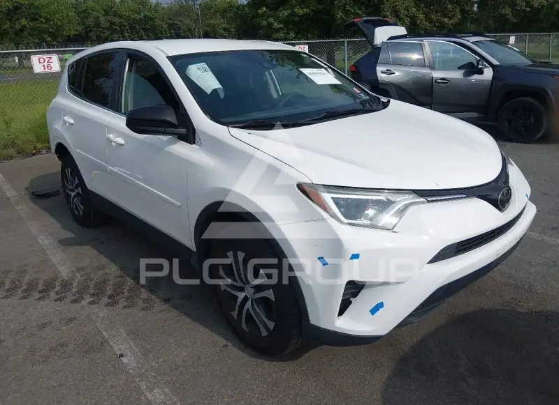 2018 Toyota RAV4 photo