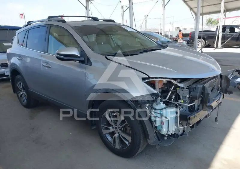 2018 Toyota RAV4 фото