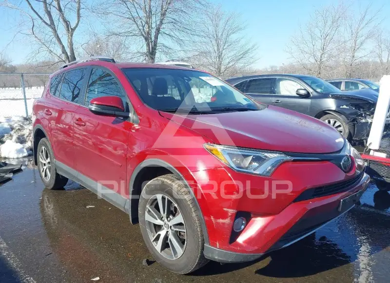 2018 Toyota RAV4 фото