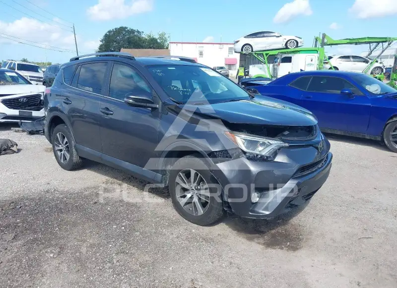 2018 Toyota RAV4 фото