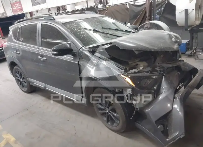 2018 Toyota RAV4 photo