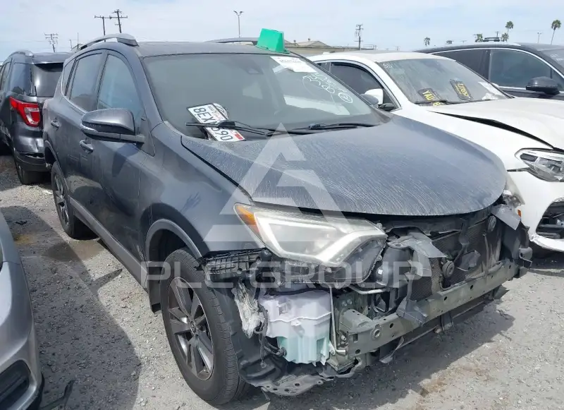 2018 Toyota RAV4 фото