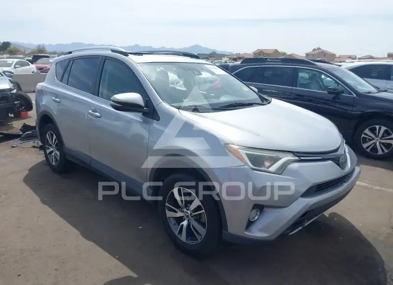 2018 Toyota RAV4 фото