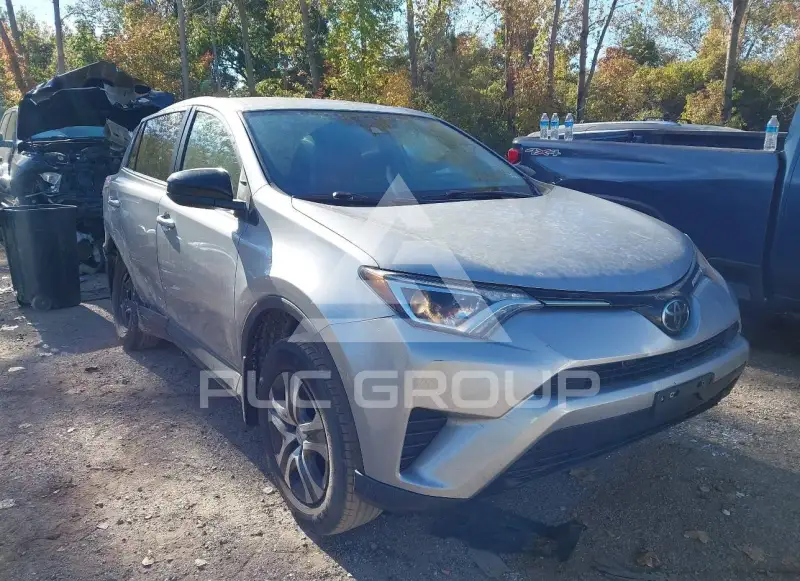 2018 Toyota RAV4 photo