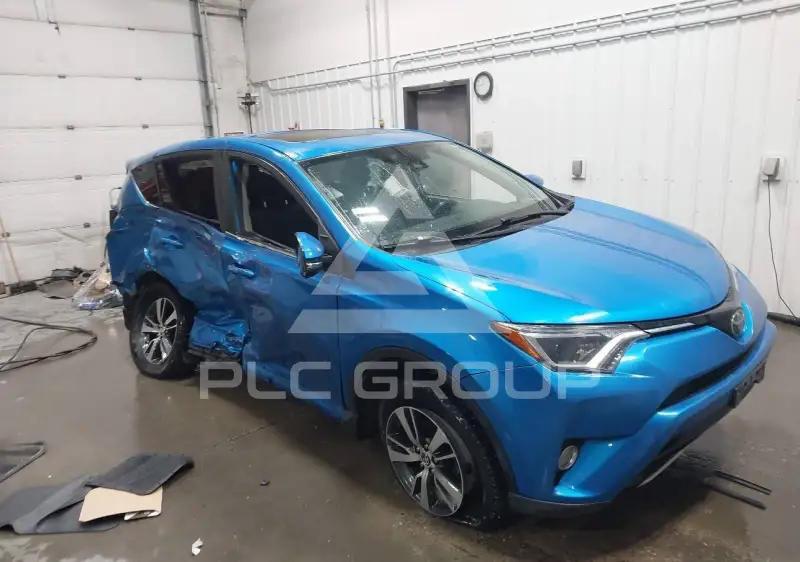 2018 Toyota RAV4 photo