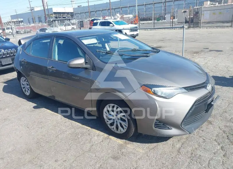 2018 Toyota COROLLA фото