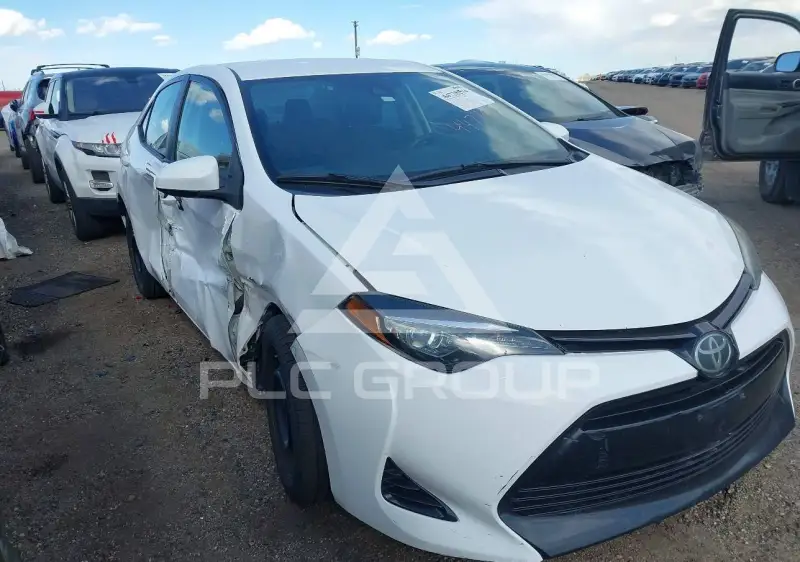 2018 Toyota COROLLA фото