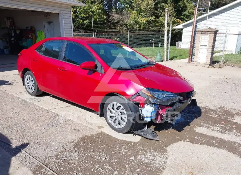 2018 Toyota COROLLA фото