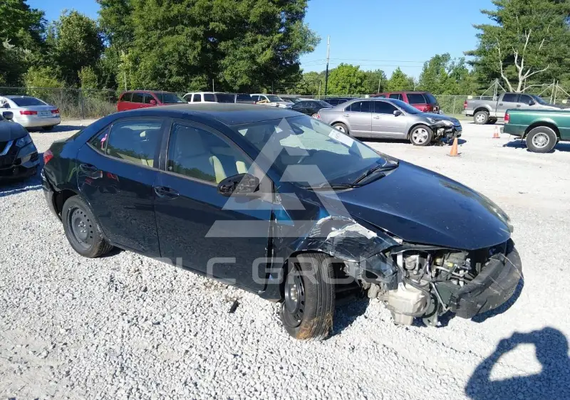 2018 Toyota COROLLA фото