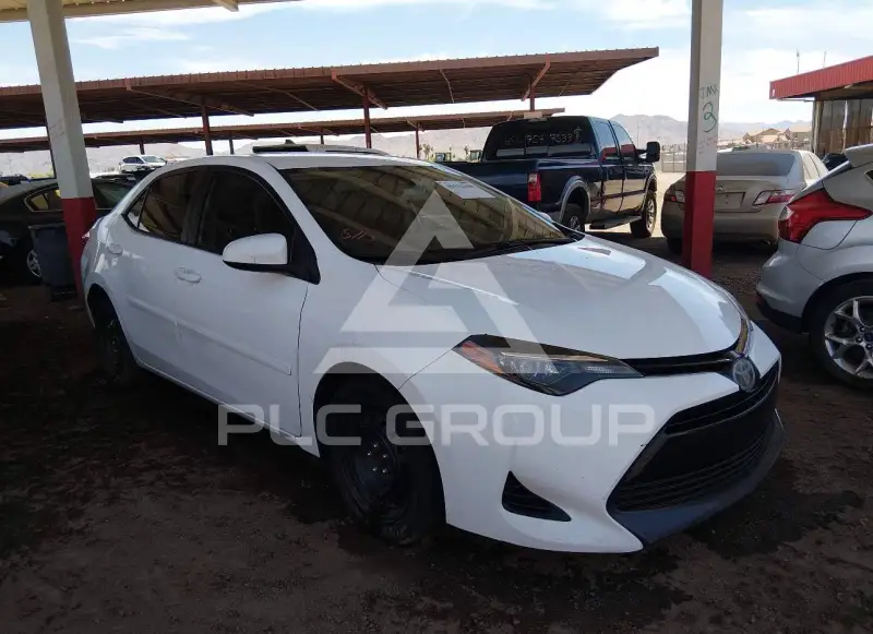 2018 Toyota COROLLA фото