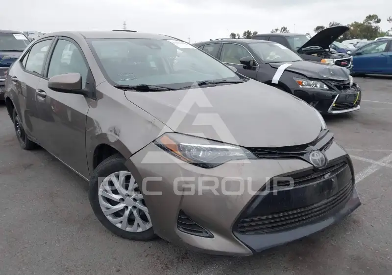 2018 Toyota COROLLA фото