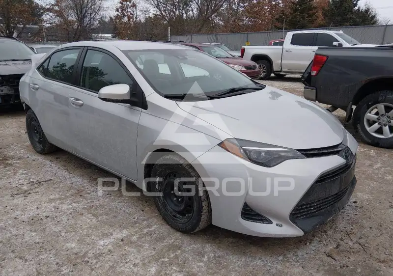 2018 Toyota COROLLA фото