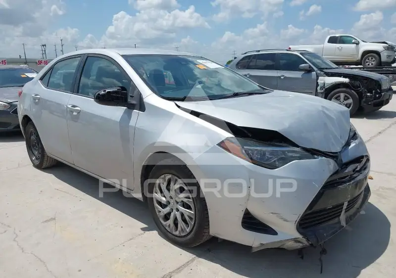 2018 Toyota COROLLA фото