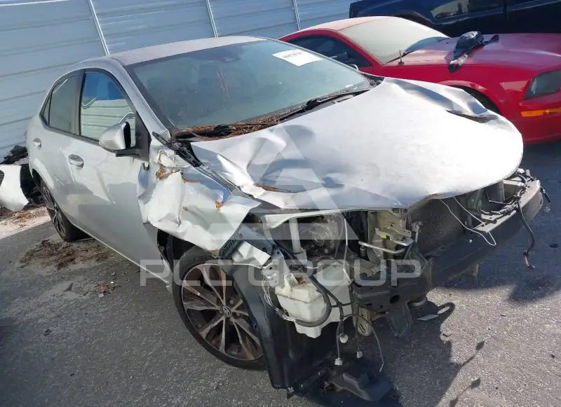 2018 Toyota COROLLA фото