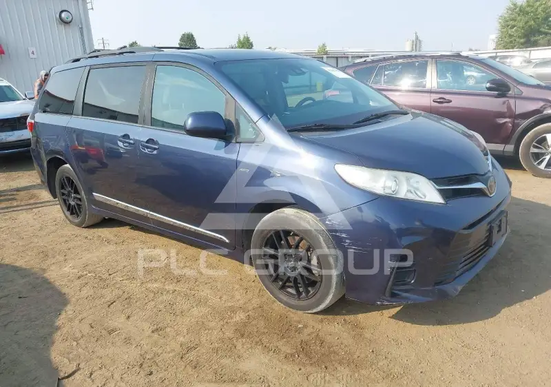 2018 Toyota SIENNA photo