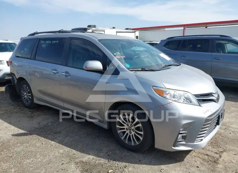 2018 Toyota SIENNA фото